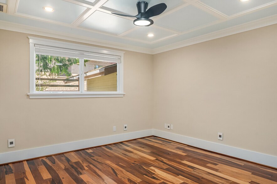 More Photos Of 1510 NE 170th St, Shoreline Apartments For Sale
