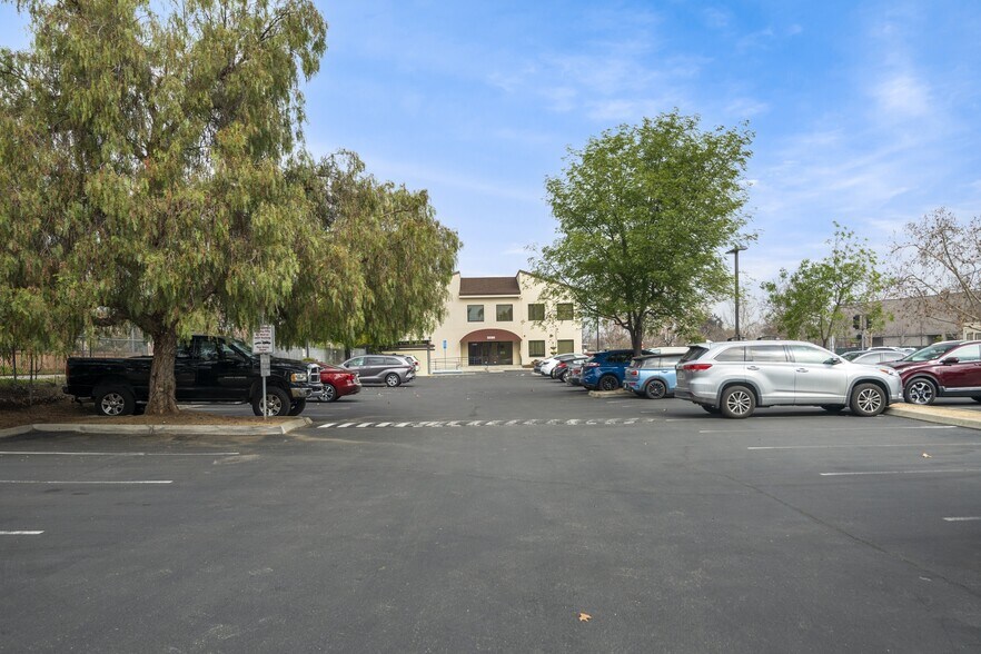 More Photos Of 5589 Winfield Blvd, San Jose Unknown For Lease
