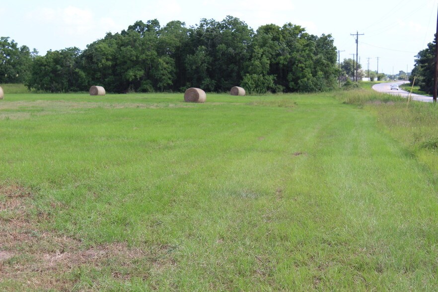 More Photos Of 20720 Cochran Rd, Prairie View Land For Sale