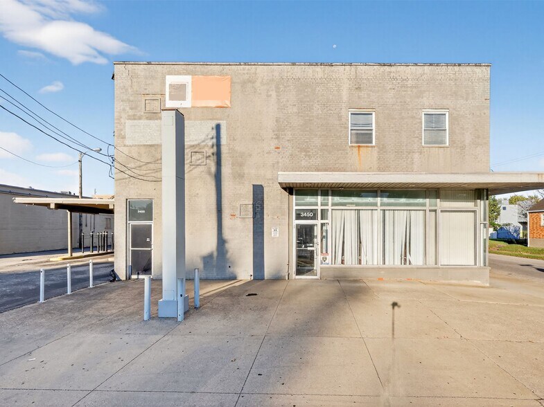 More Photos Of 3450 Taylor Blvd, Louisville Office For Sale
