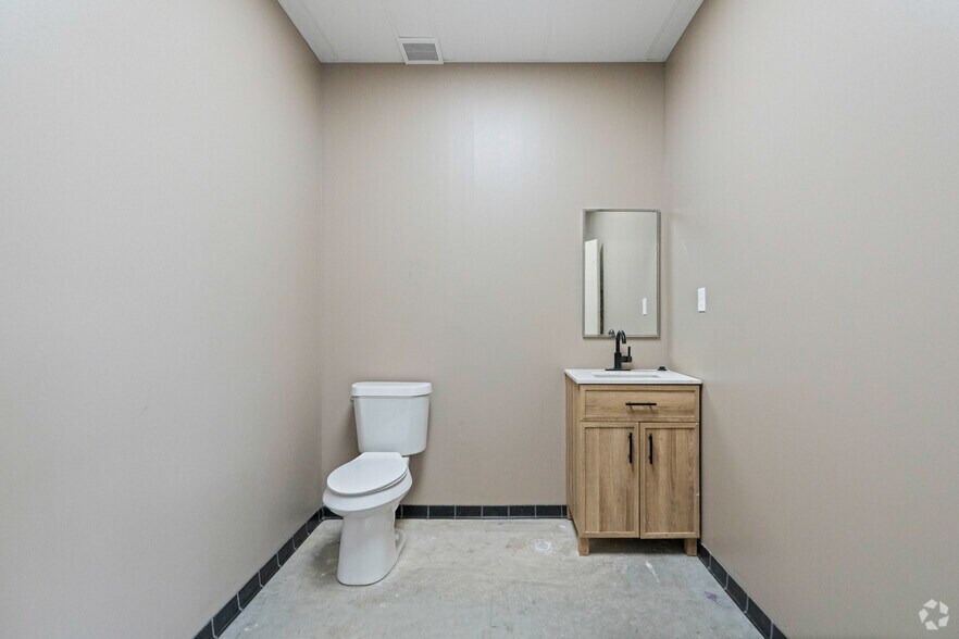 More Photos Of 19005 FM 529, Cypress Unknown For Lease