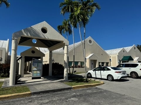 More Photos Of 7800 SW 87th Ave, Miami Medical For Lease