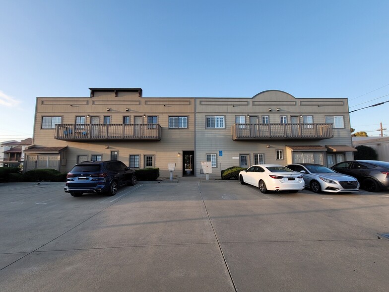 More Photos Of 210 E Clark Ave, Santa Maria Office For Lease