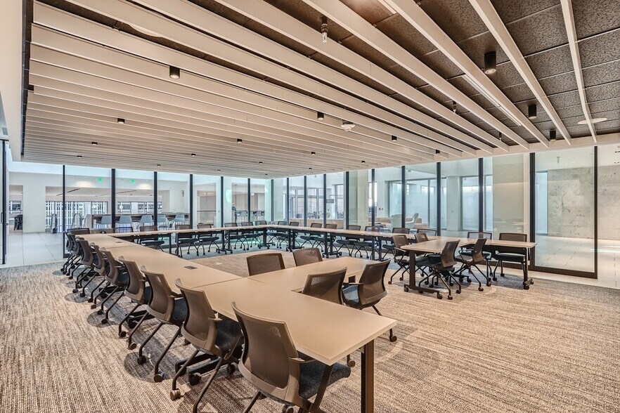 More Photos Of 1775 Sherman St, Denver Office For Lease