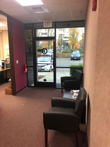 More Photos Of 1322 Blue Oaks Blvd, Roseville Office For Lease