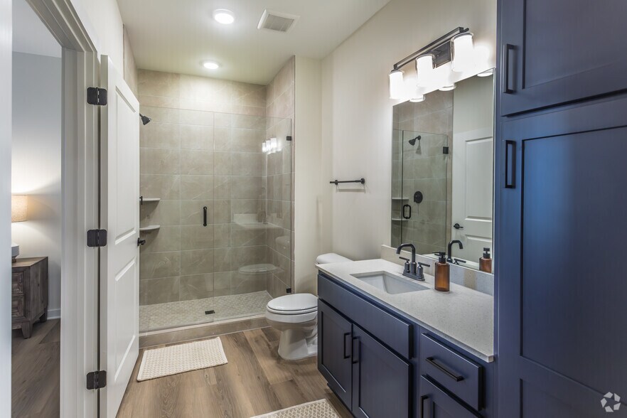 More Photos Of 885 Tunica Trl, Nesbit Apartments For Lease
