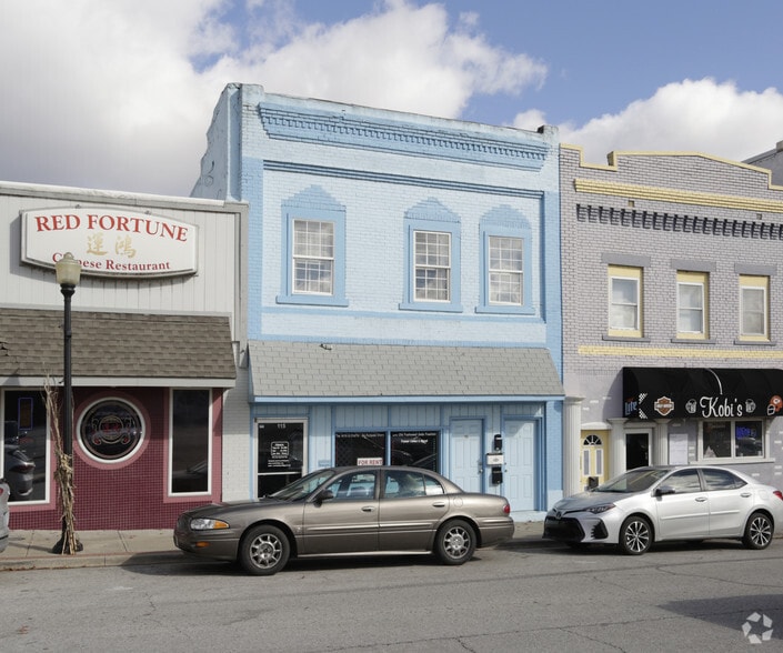 Primary Photo Of 115 Oak St, Bonner Springs Office For Sale