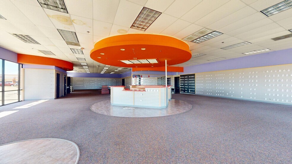 More Photos Of 4501 State Line Ave, Texarkana Unknown For Lease