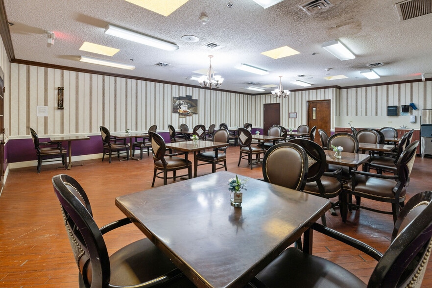 More Photos Of 151 SW 1st St, Dania Beach Assisted Living For Lease