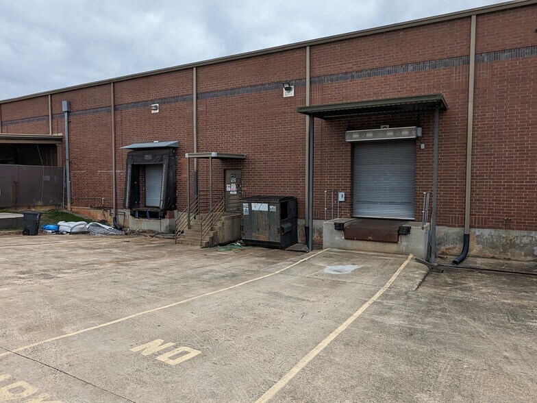 More Photos Of 467 Lakeshore Pky, Rock Hill Distribution For Lease