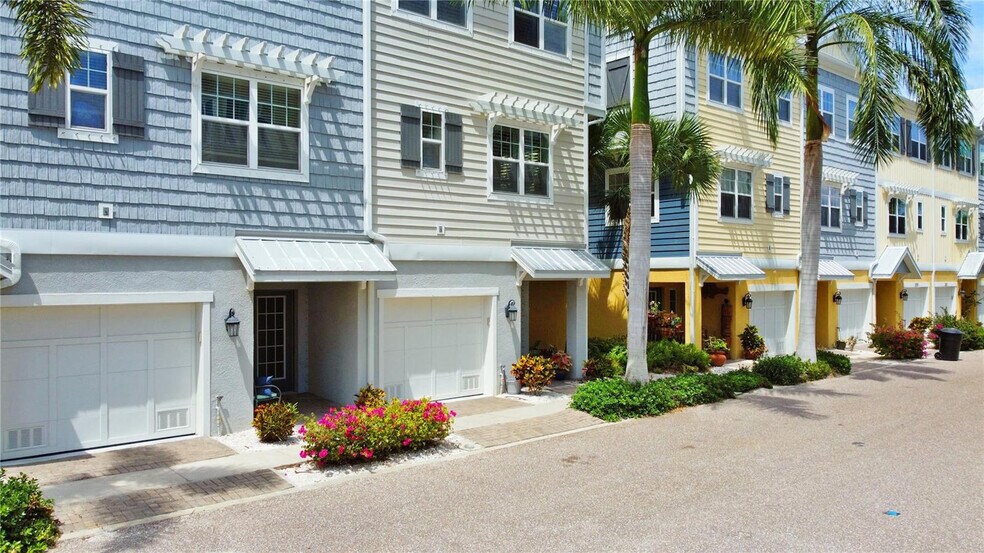 More Photos Of 3157 Nautical Pl S, St Petersburg Multifamily For Sale
