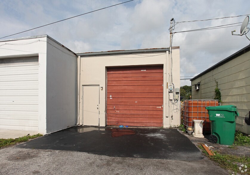 More Photos Of 2430 N Dixie Hwy, Wilton Manors Loft Creative Space For Lease