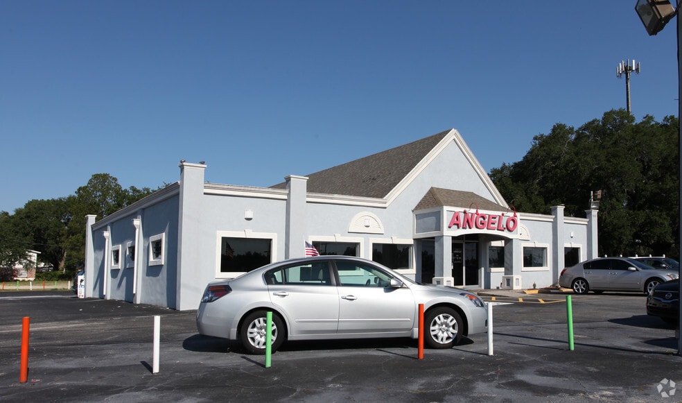 More Photos Of 7532 Blanding Blvd, Jacksonville Auto Dealership For Sale
