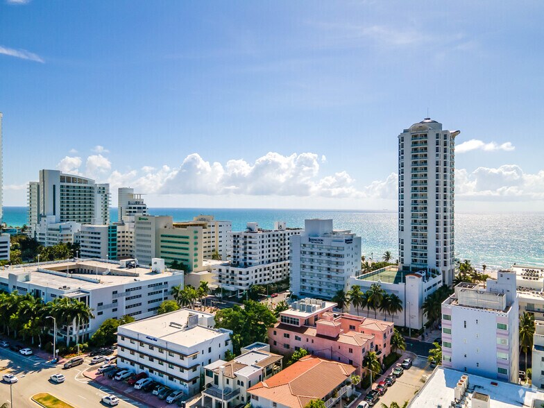 More Photos Of 4130 Collins Ave, Miami Beach Hotel For Lease
