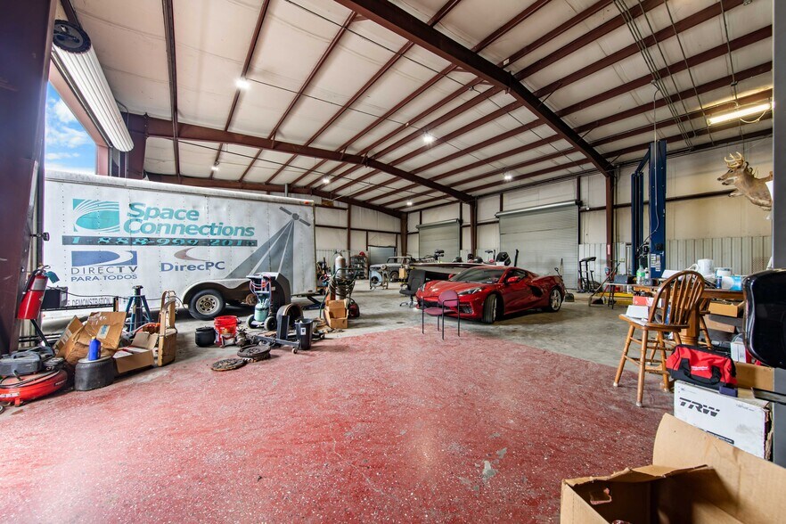 More Photos Of 660 New Hwy 68, Sweetwater Freestanding For Sale