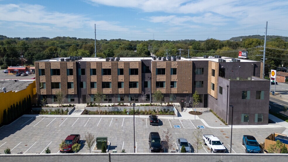 More Photos Of 1090 Haysboro Ave, Nashville Specialty For Sale