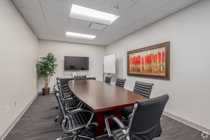 More Photos Of 1300 E 9th St, Cleveland Coworking Space