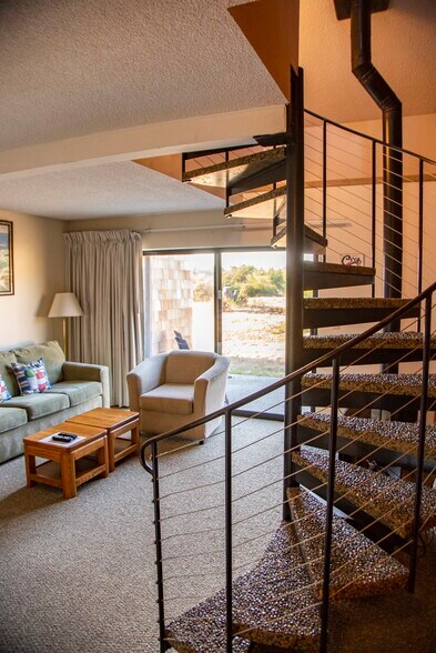 More Photos Of 11 Chabot Rd, Copalis Beach Hotel For Sale