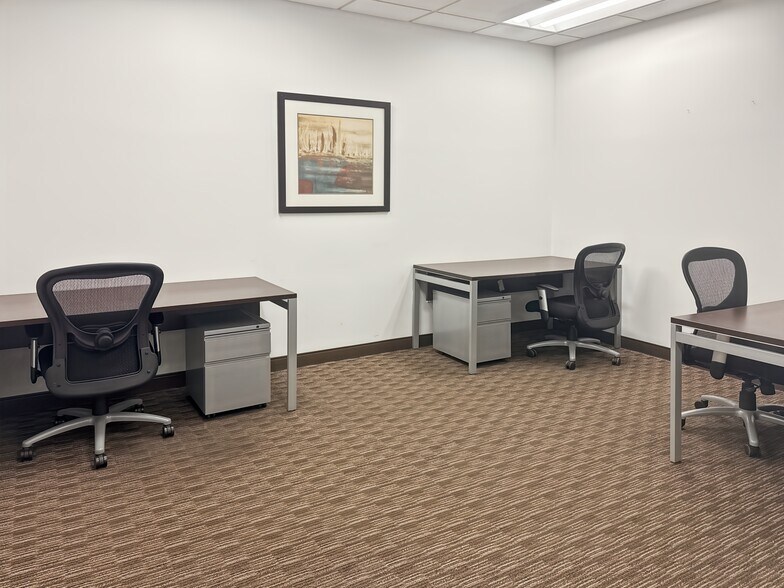 More Photos Of 6671 Las Vegas Blvd S, Las Vegas Coworking Space