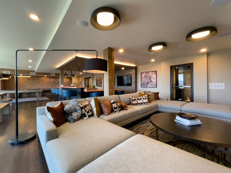 More Photos Of 11811-11821 NE 128th St, Kirkland Multifamily For Sale
