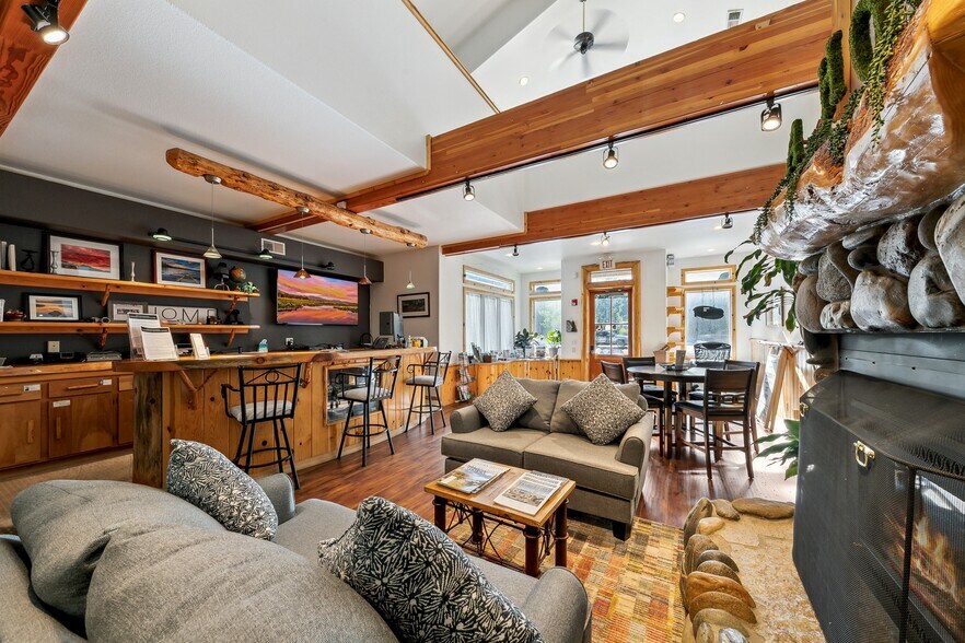 More Photos Of 3045 Harrison Ave, South Lake Tahoe Office For Lease