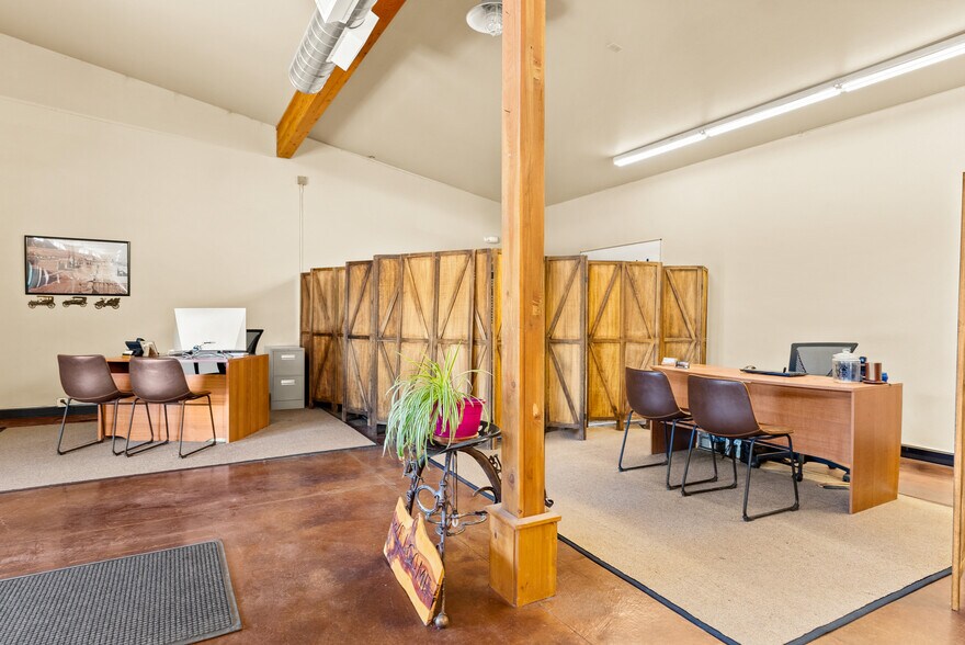 More Photos Of 911 19th Ave, Oroville Freestanding For Sale