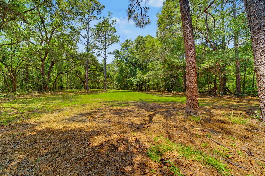 More Photos Of 22963 US Highway 98, Foley Flex For Sale