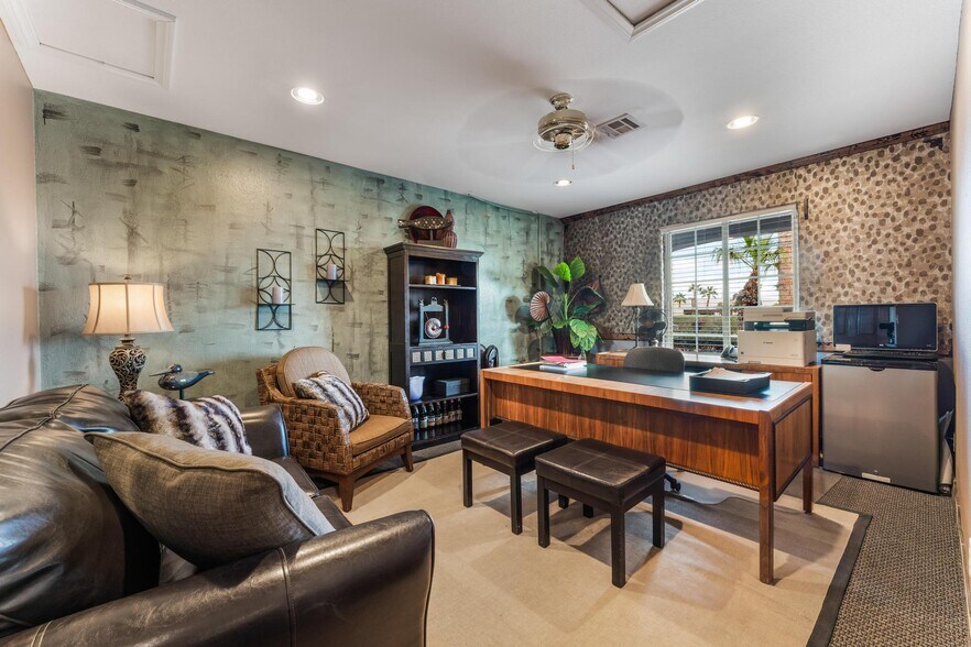 More Photos Of , Las Vegas Office For Sale