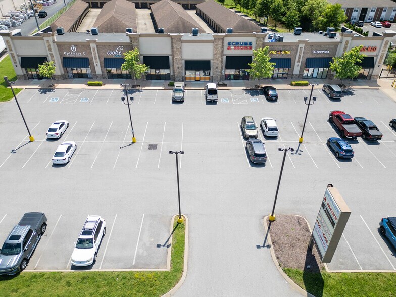 More Photos Of 210 Needmore Rd, Clarksville Unknown For Lease