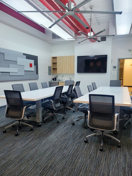 More Photos Of 7791 NW 46th St, Doral Office For Lease