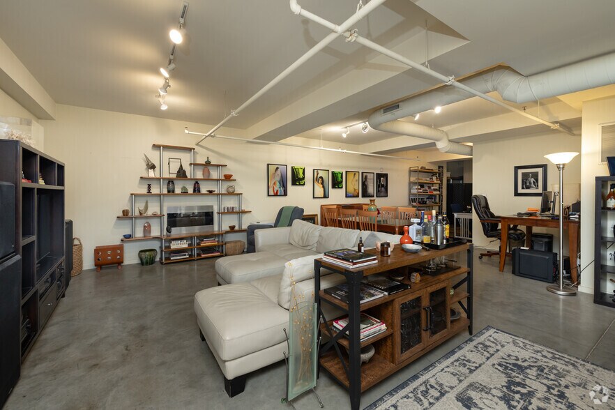 More Photos Of 915 Olive St, Saint Louis Apartments For Sale