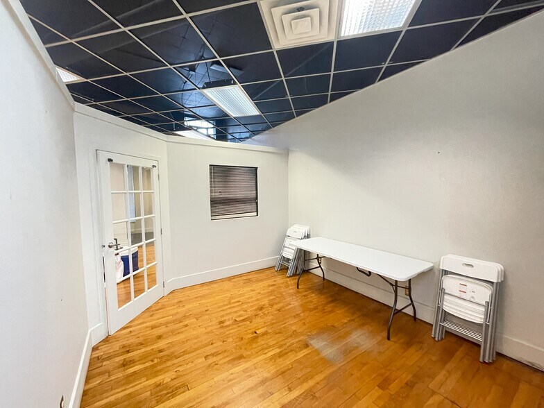 More Photos Of 1330-1336 E 15th St, Tulsa Freestanding For Lease