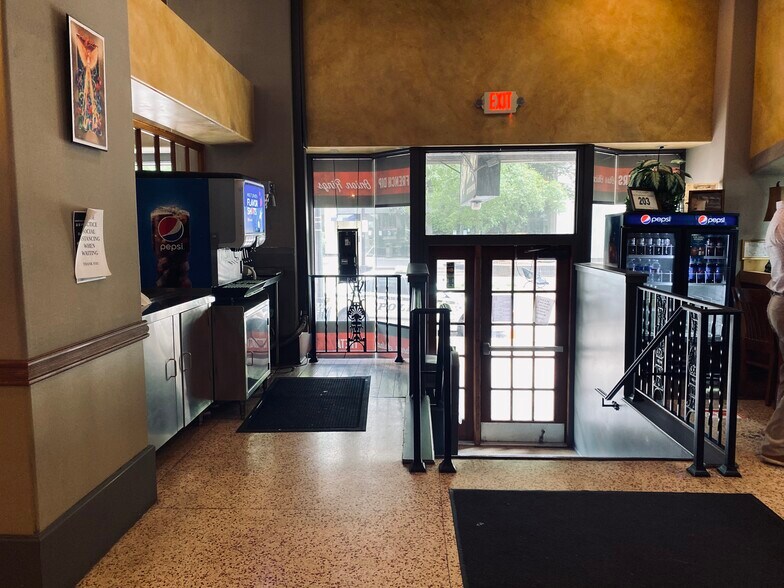 More Photos Of 424 S Main St, Tulsa General Retail For Sale