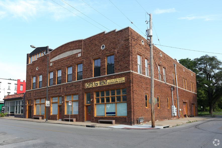 Primary Photo Of 918-924 E 5th St, Kansas City Storefront Retail Office For Sale