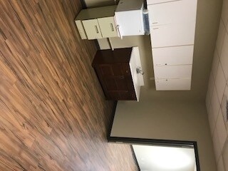 More Photos Of 909 Midland Ave, Yonkers Medical For Lease