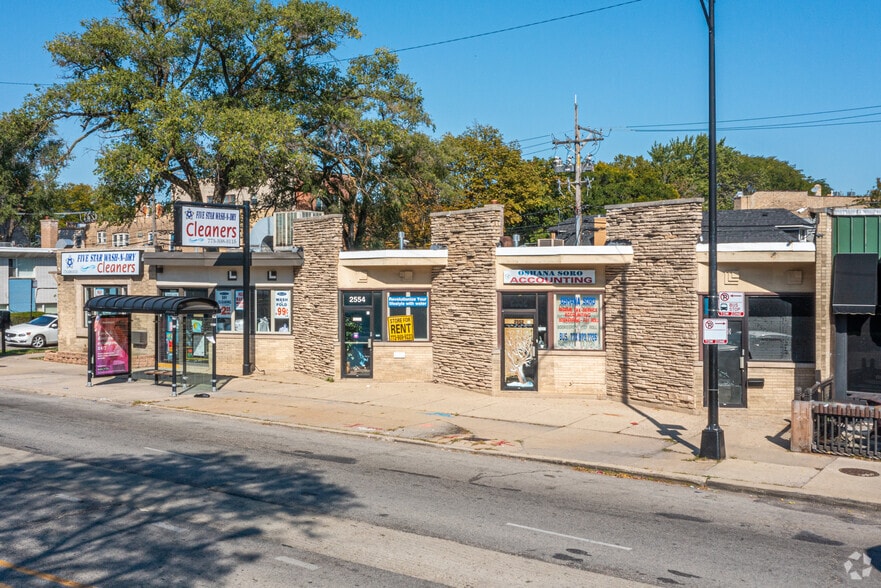More Photos Of 2550-2558 W Peterson Ave, Chicago Office For Lease