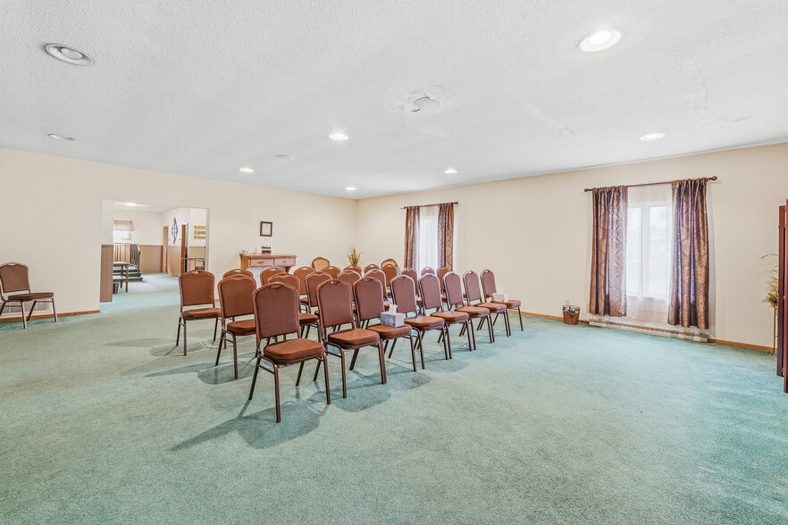 More Photos Of 181 S Main St, Markesan Office Residential For Sale
