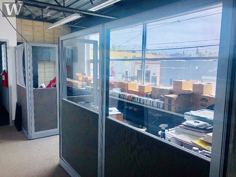 More Photos Of 601 Cypress Ave, Hermosa Beach Light Distribution For Lease