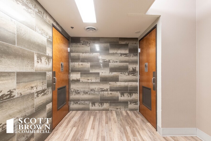 More Photos Of 101 S Locust St, Denton Loft Creative Space For Lease