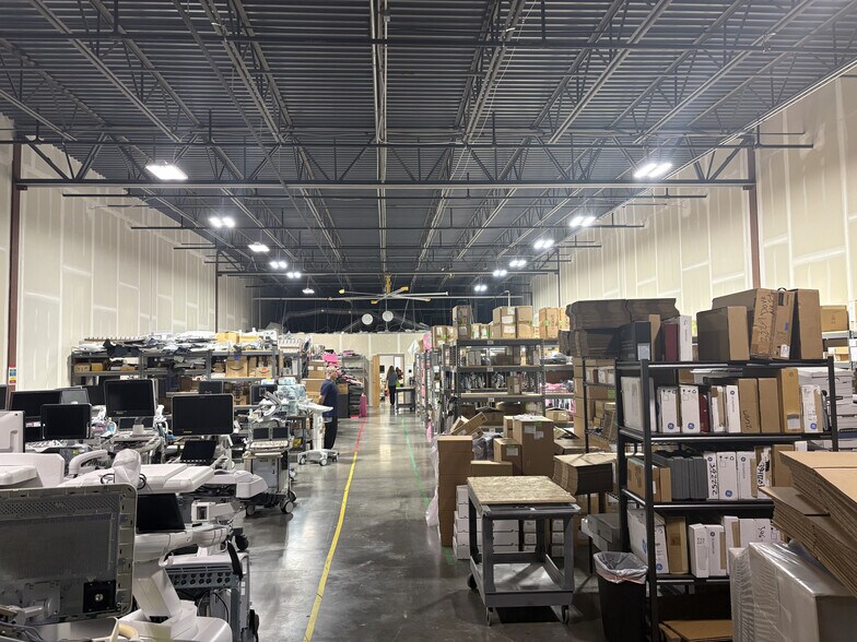 More Photos Of 920 Hemsath Rd, Saint Charles Warehouse For Sale