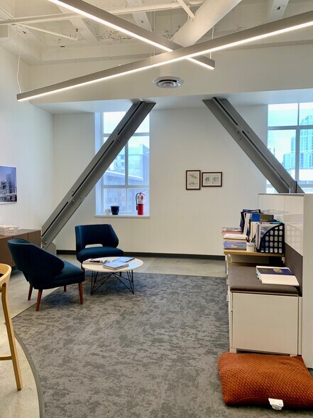 More Photos Of 145 S Spring St, Los Angeles Office For Lease