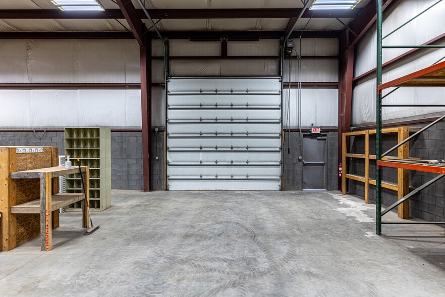 More Photos Of 167 Linnwood rd, Eighty Four Industrial For Sale