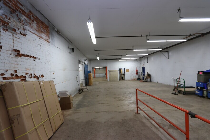 More Photos Of 202 W Livingston Ave, Crestline Warehouse For Sale