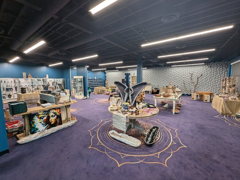 More Photos Of 21010 S Figueroa St, Carson Showroom For Sale