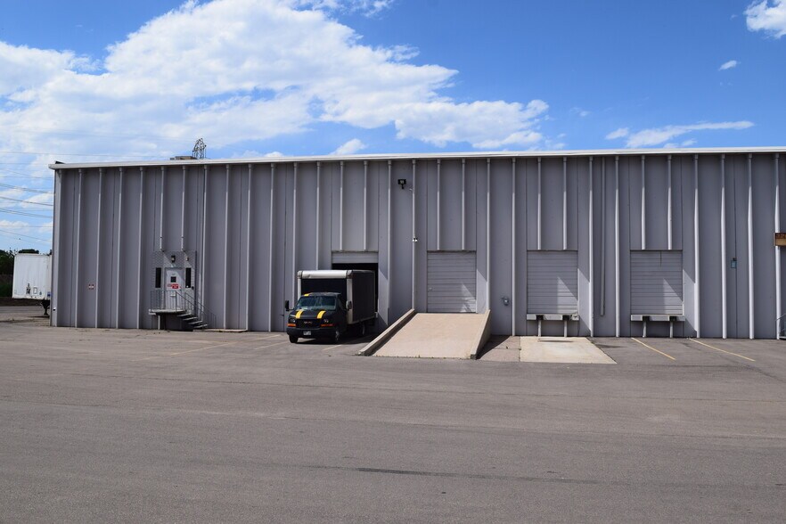 Primary Photo Of 3201-3273 S Platte River Dr, Englewood Warehouse For Lease