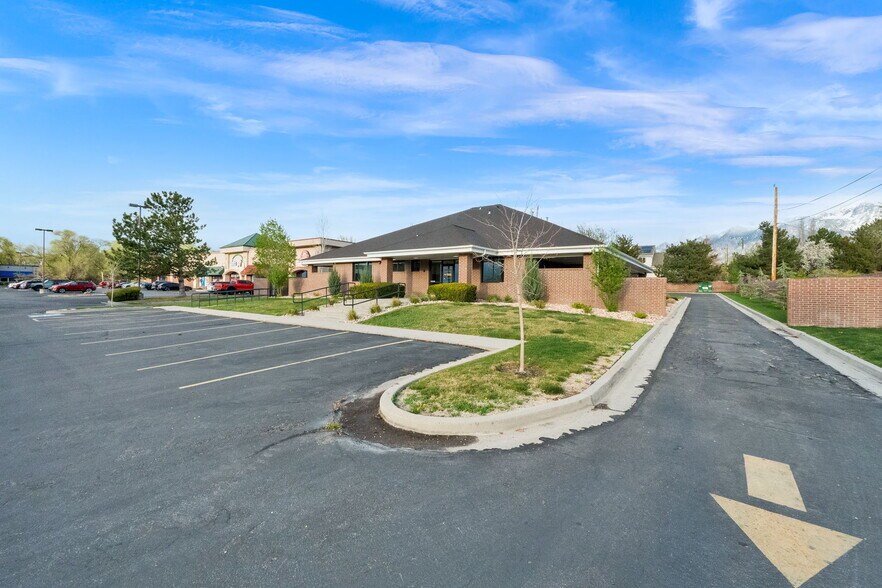 More Photos Of 10885 S State St, Sandy Medical For Sale
