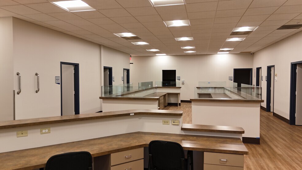 More Photos Of 3795 Boynton Beach Blvd, Boynton Beach Medical For Lease