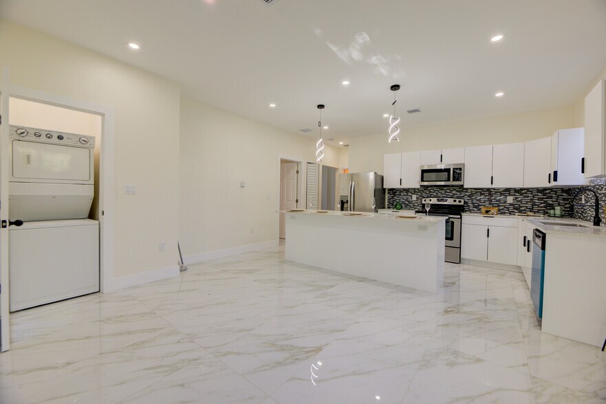 More Photos Of 742 NW 70th St, Miami Apartments For Sale