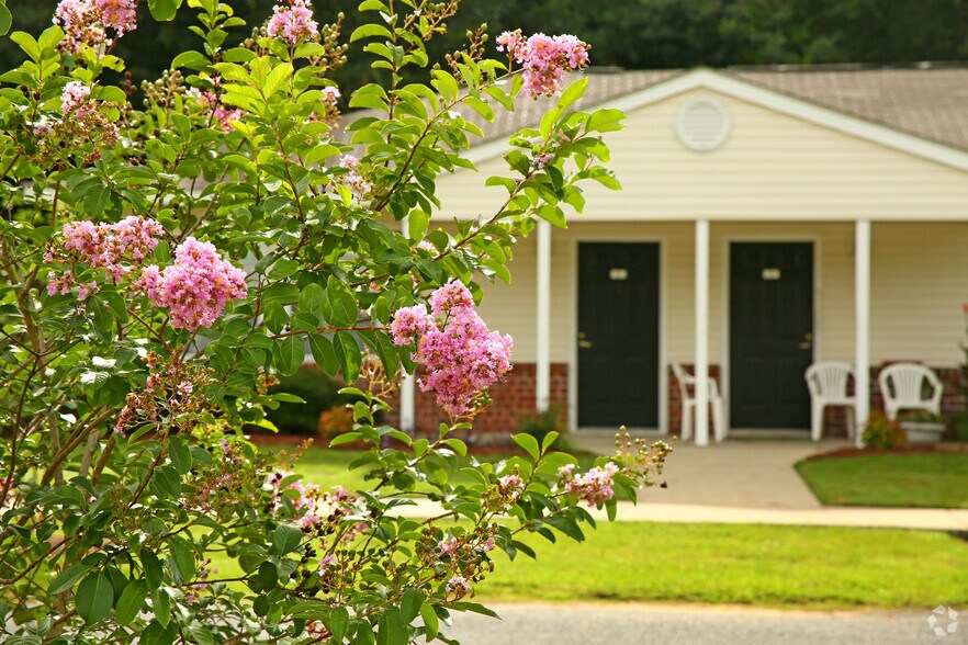 More Photos Of 1601 Radium Springs Rd, Albany Apartments For Sale