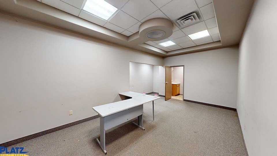 More Photos Of 410 Lisbon St, Canfield Warehouse For Lease